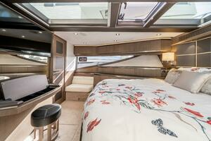 2019 Galeon 640 FLY thumbnail 16