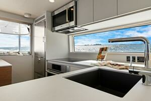 2024 CL Yachts CLB65 thumbnail 13