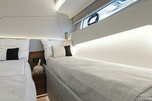 2024 CL Yachts CLB65 thumbnail 18