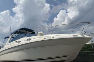 Photo 3793445 for 2003 Sea Ray 260 Sundancer  