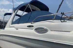 Photo 3793461 for 2003 Sea Ray 260 Sundancer  