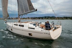 2023 Hanse 418 thumbnail 5