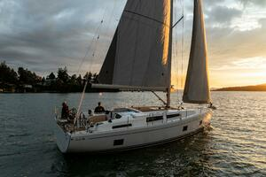2023 Hanse 418 thumbnail 2