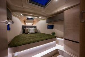 2023 Hanse 418 thumbnail 25