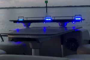 25ft Aqua Patio Yacht For Sale