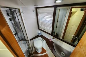 2006 Pershing thumbnail 24