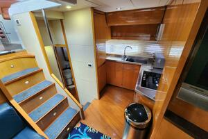 2006 Pershing thumbnail 15