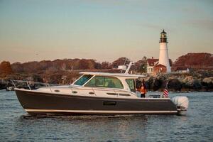 Photo 3799437 for 2027 Back Cove 39O  