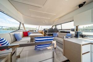 V  amp  A 46ft Prestige Yacht For Sale