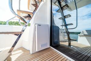 V  amp  A 46ft Prestige Yacht For Sale