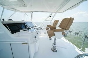 2003 Hatteras 54 Convertible thumbnail 48
