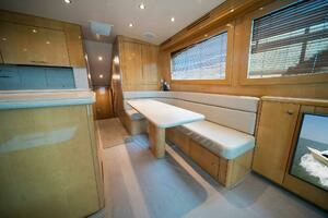 2003 Hatteras 54 Convertible thumbnail 8