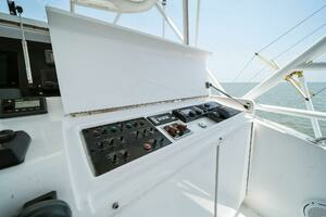 2003 Hatteras 54 Convertible thumbnail 53