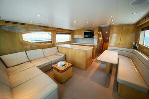 2003 Hatteras 54 Convertible thumbnail 14