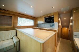 2003 Hatteras 54 Convertible thumbnail 13