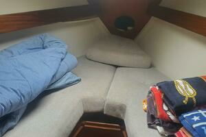 1985 Beneteau First 375 thumbnail 33