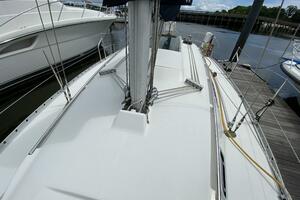 LOVE  31ft Beneteau Yacht For Sale