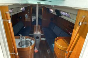 LOVE  31ft Beneteau Yacht For Sale