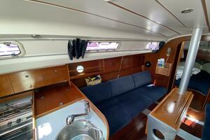 LOVE  31ft Beneteau Yacht For Sale