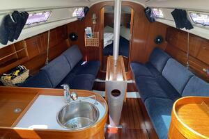 LOVE  31ft Beneteau Yacht For Sale