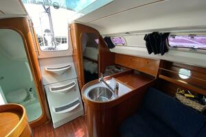 LOVE  31ft Beneteau Yacht For Sale