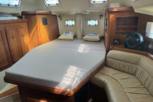 zaya 42ft Hunter Yacht For Sale