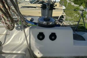 zaya 42ft Hunter Yacht For Sale