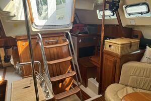 zaya 42ft Hunter Yacht For Sale