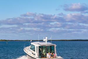 Photo 3992132 for 2027 Back Cove 372 Express  