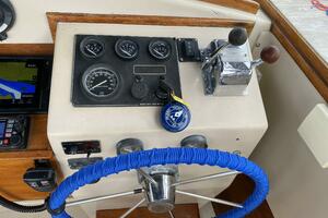 RUNNER 26ft Fortier Yacht For Sale