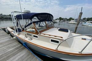 RUNNER 26ft Fortier Yacht For Sale