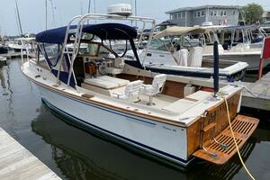 RUNNER 26ft Fortier Yacht For Sale