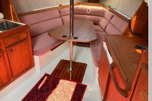 Moxie 27ft Pearson Yacht For Sale