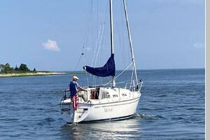 Moxie 27ft Pearson Yacht For Sale