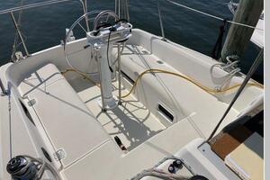 Moxie 27ft Pearson Yacht For Sale
