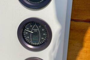 Moxie 27ft Pearson Yacht For Sale