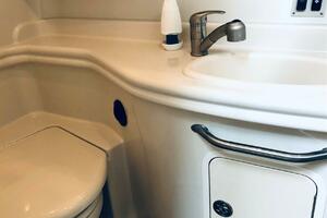 Photo 3821889 for 2008 Sea Ray 340 Sundancer  