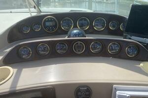 Photo 3829255 for 2000 Rinker Fiesta Vee 340  