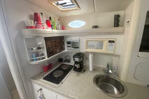 Photo 3829269 for 2000 Rinker Fiesta Vee 340  