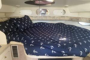 Photo 3829262 for 2000 Rinker Fiesta Vee 340  