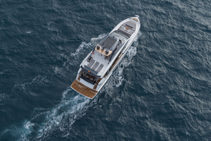 2024 Astondoa AS8 Flybridge thumbnail 5