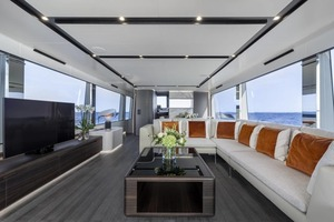 2024 Astondoa AS8 Flybridge thumbnail 19