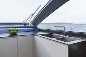 2024 Astondoa AS8 Flybridge thumbnail 24