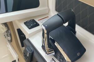 Photo 3832798 for 2023 Sea Ray 310 SLX OB  