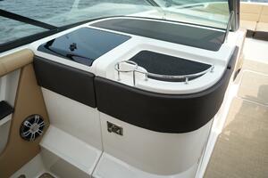 Photo 3832808 for 2023 Sea Ray 310 SLX OB  