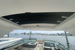 Photo 3832814 for 2023 Sea Ray 310 SLX OB  