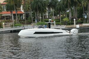 2024 Astondoa 377 Coupe Outboard thumbnail 1