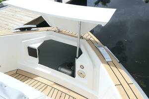 2024 Astondoa 377 Coupe Outboard thumbnail 13