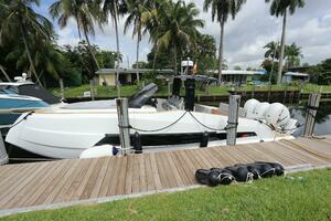 2024 Astondoa 377 Coupe Outboard thumbnail 8