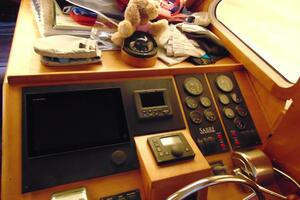 2004 Sabre Flybridge thumbnail 16